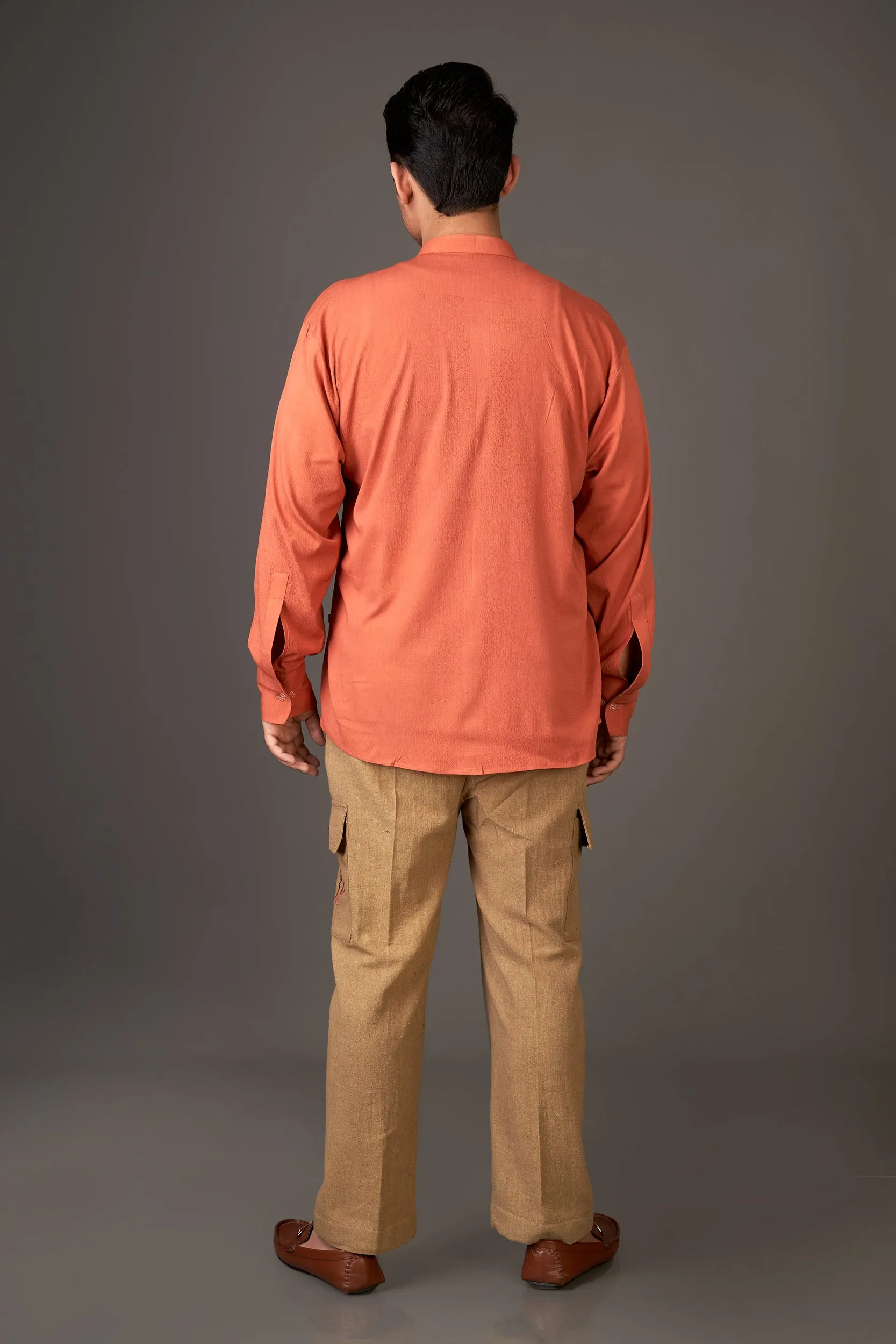 BUTTON DOWN SHIRT S24-M19