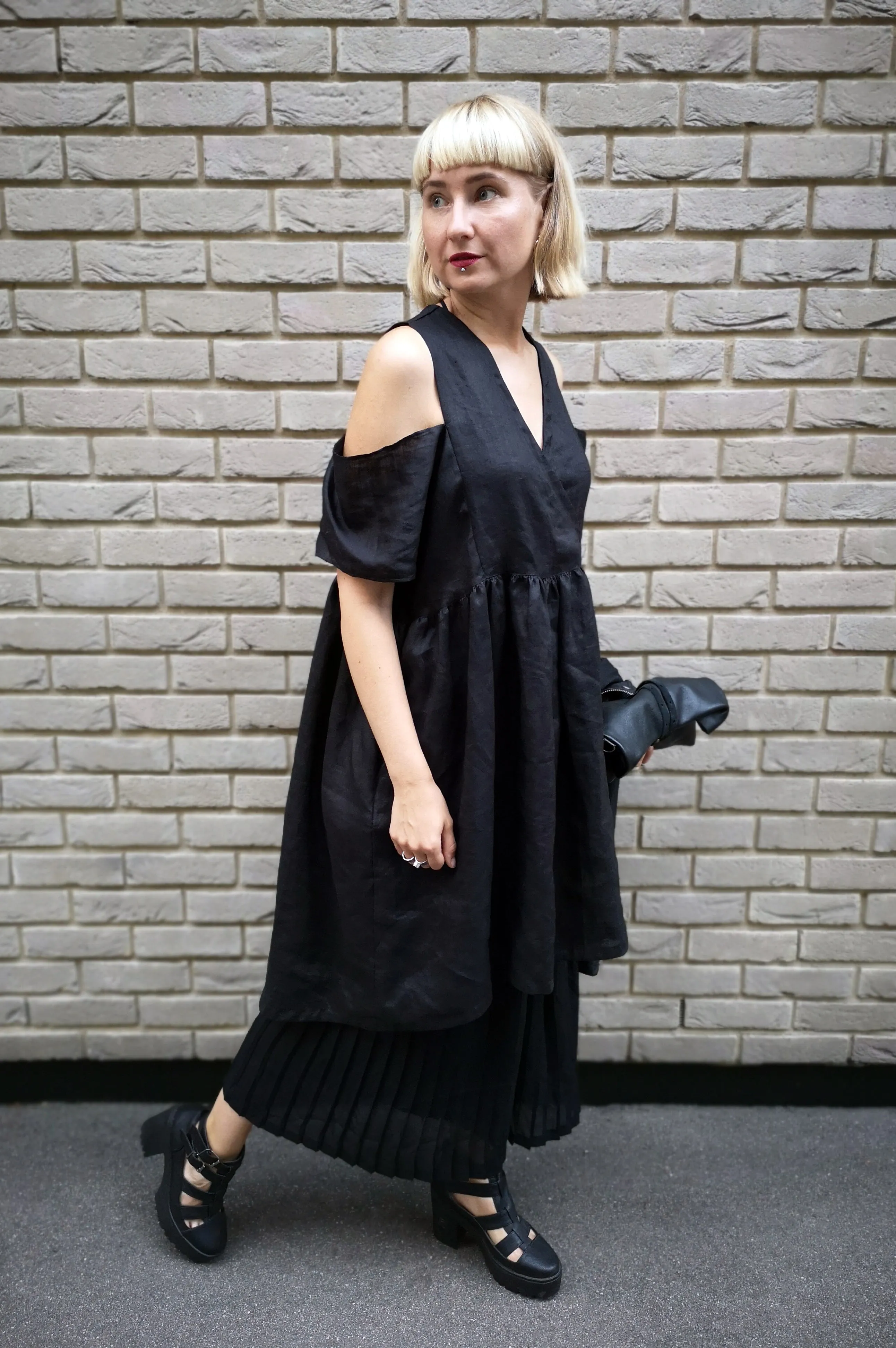 Oversized Black Linen-blend Dress for every occasion of your life. Black Mini Dress for Every Season.
